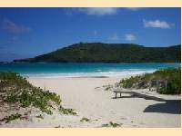 Culebra Beach - einer der schönsten Strände der Karibik auf Costa Rica - das neue Marriott Hotel öffnet im Zentrum der Hauptstadt San Juan
