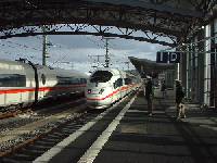 Immer wieder Ärger: Unpünktlichkeit bei der Bahn verärgert Tausende - Neue Fahrgastrechte sollen beruhigen